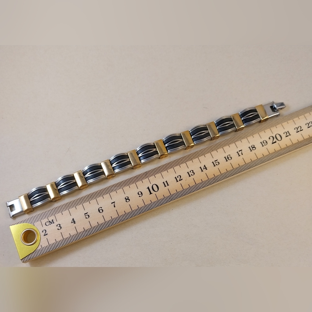 Elegant Two-Tone Men's Bracelet - Picture 6 of 10